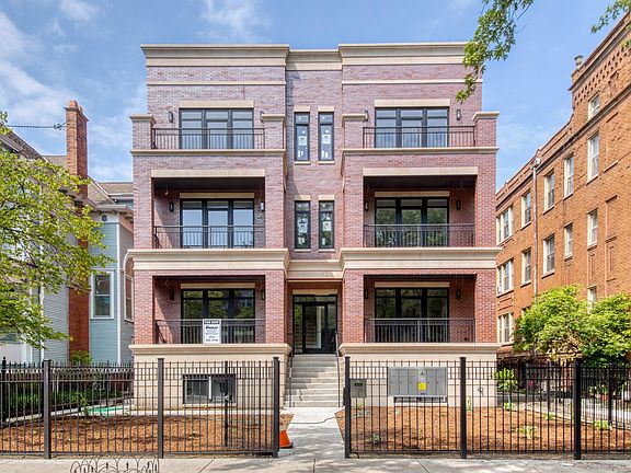 3rd image of 4640 N Magnolia Ave #1S