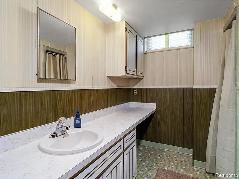 28506 Steele Dr — Photo 29