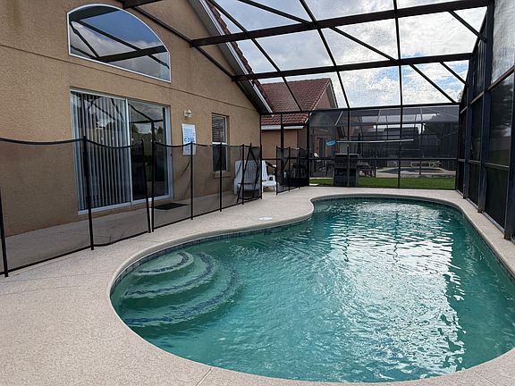 4th image of 1214 Solana Cir