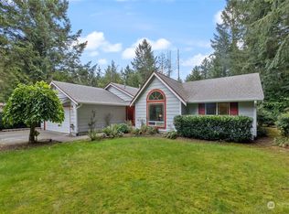 5500 Saint Charles Loop NE, Olympia, WA 98516