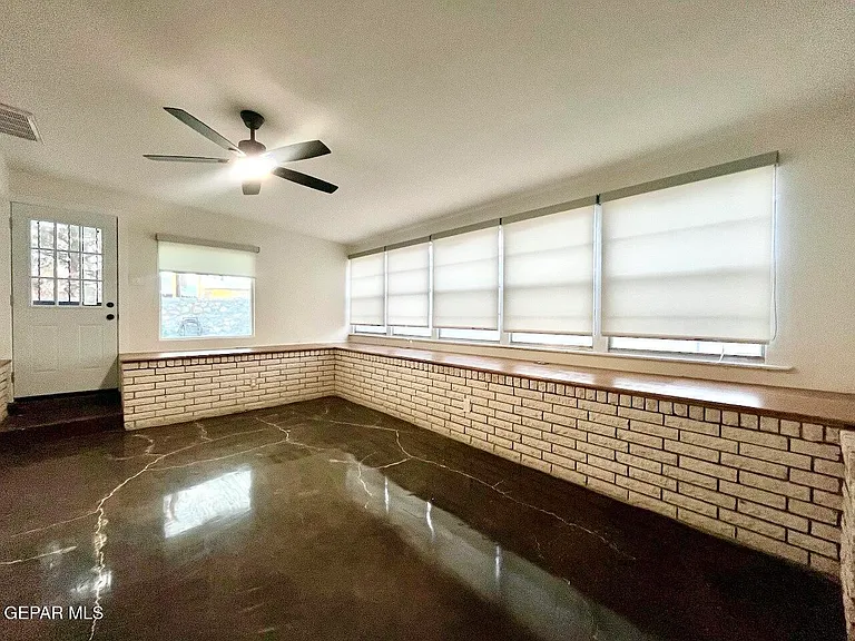 1203 Madeline Dr #B — Photo 3