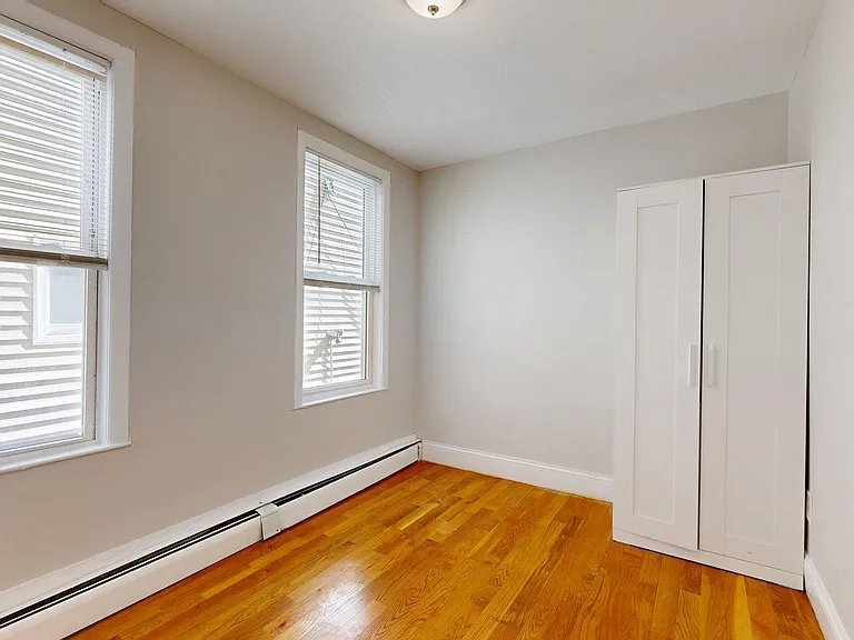 205 Chelsea St #3 — Photo 17