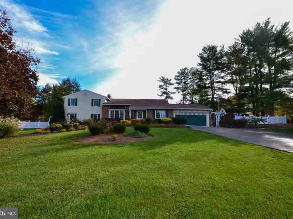 2511 Cedarhurst Dr, Reisterstown, MD 21136