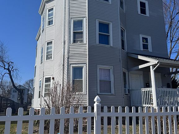 2nd image of 283 Martin Street