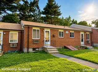 Farmington Village, Farmington, CT 06085