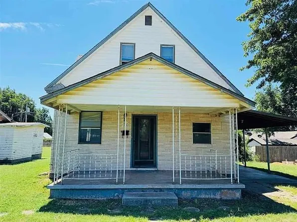 1208 Holly St, Perry, OK 73077