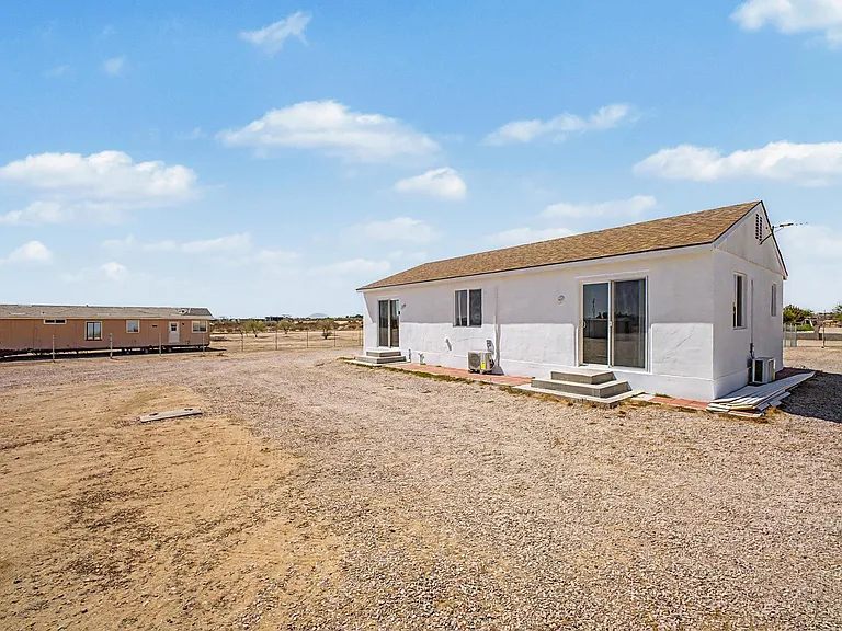 34233 W Sahuaro St — Photo 28