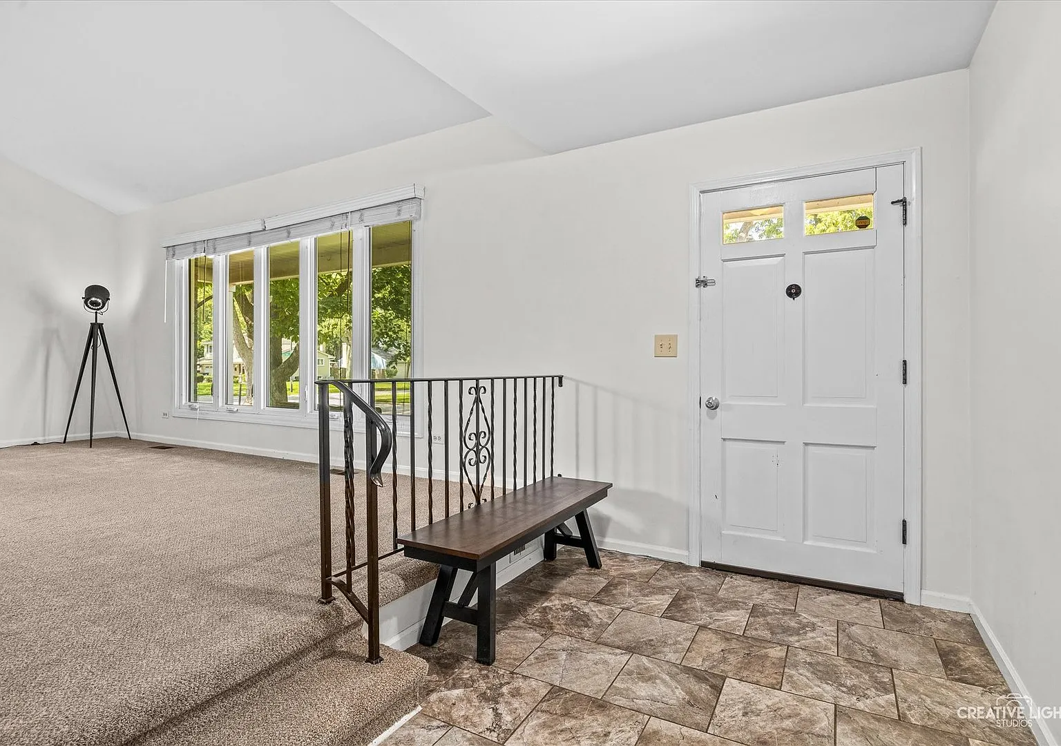 3 bed, 2.5 bath, 1892 sqft, $3,500 — Photo 3