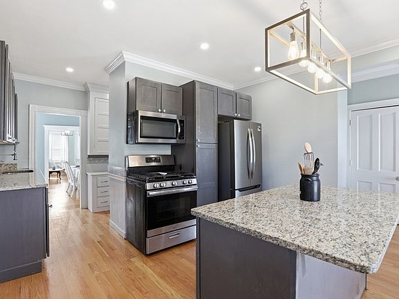 5th image of 4 Valley Rd Unit 4