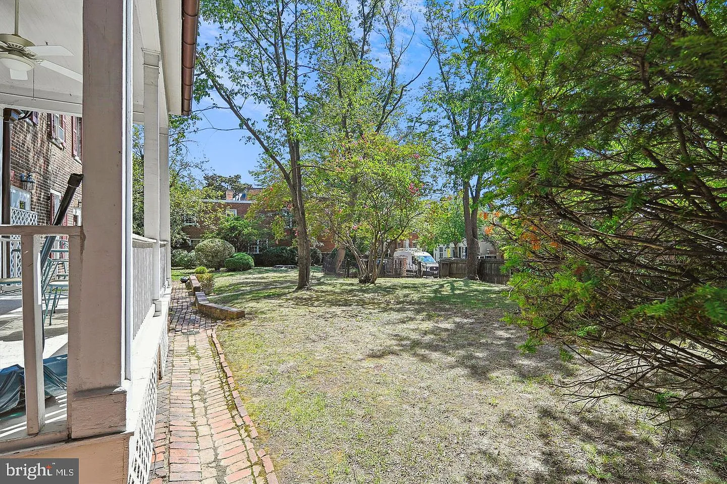1 bed, 1.0 bath, 1600 sqft, $4,000 — Photo 4