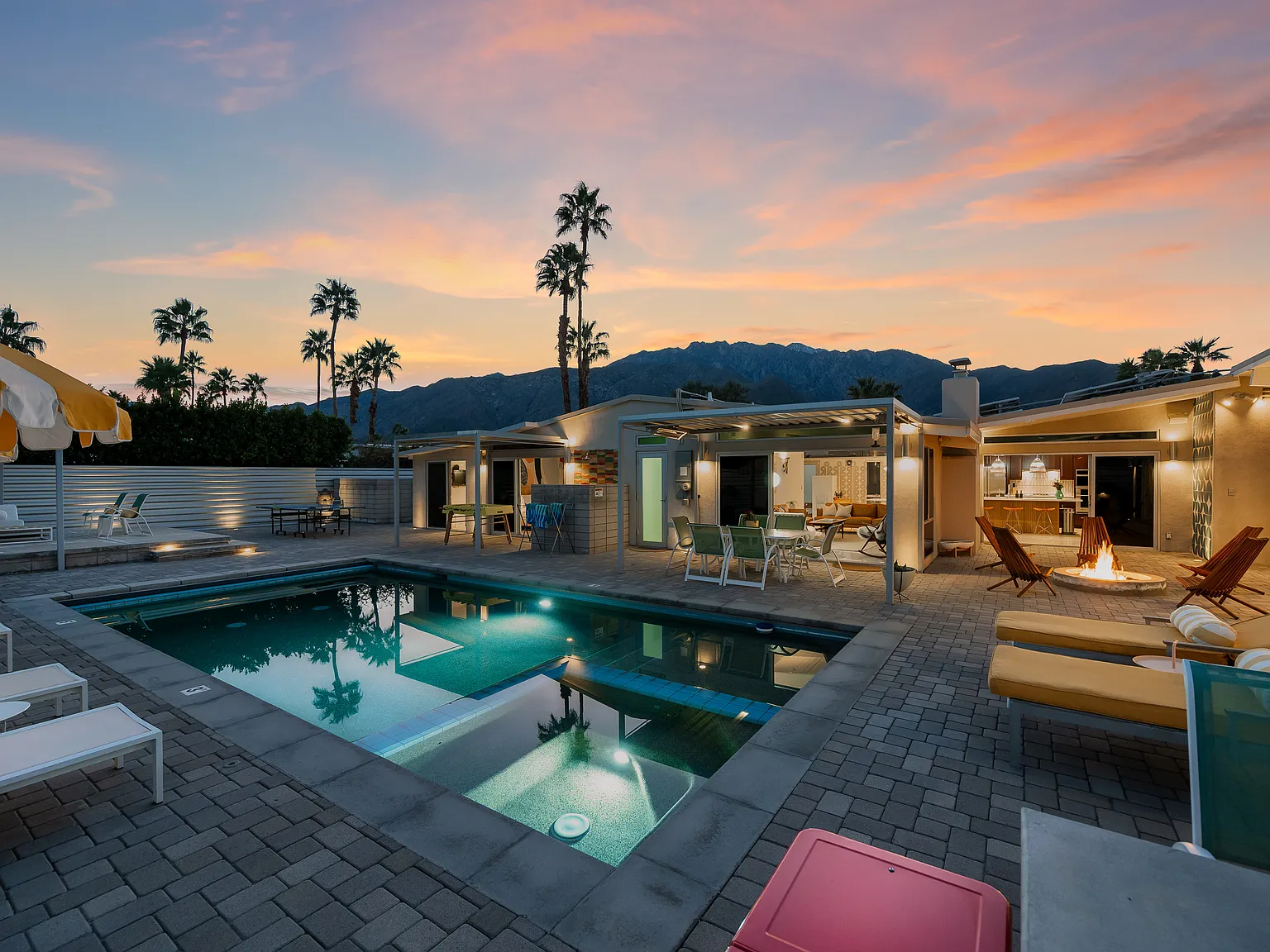 N Avenida Caballeros, Palm Springs — Photo 1