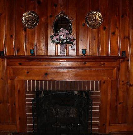 5th image of 237 S Hillcrest Dr