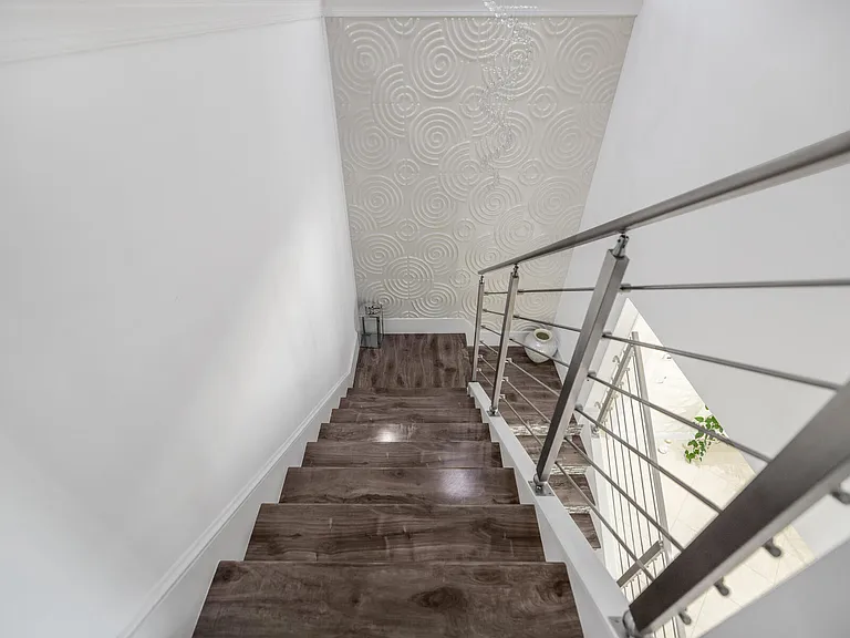 8256 Bradford Way — Photo 39
