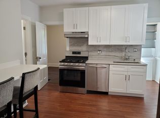 649 Vine Ave #1, Highland Park, IL 60035