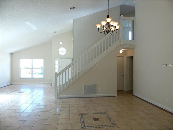 4th image of 2577 Chatham Cir