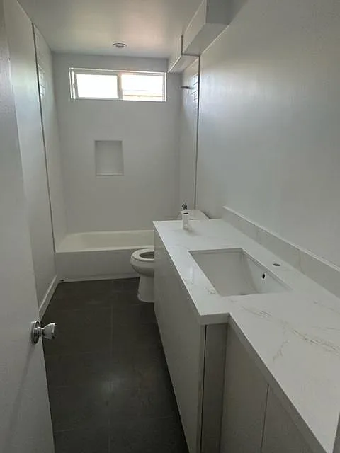 1 bed, 950 sqft, $1,850 — Photo 4