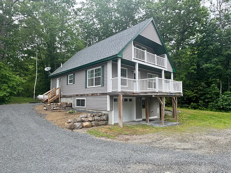 246 Green Lake Rd — Photo 1