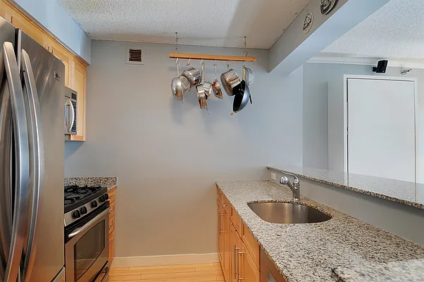 Rented by Corcoran | media 16