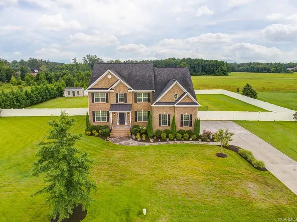 12309 Traylor Field Ln, Ashland, VA 23005
