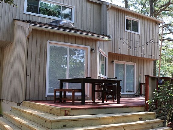 3rd image of 3941 Shady Oaks Dr