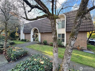 11004 NE 68th Street #910, Kirkland, WA, 98033