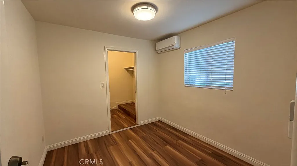 3 bed, 1350 sqft, $2,900 — Photo 4