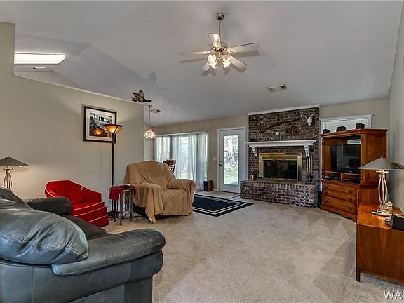 4th image of 6330 Woodland Forrest Dr
