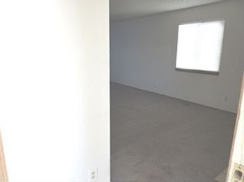 2nd image of 1710 N Chestnut St APT B