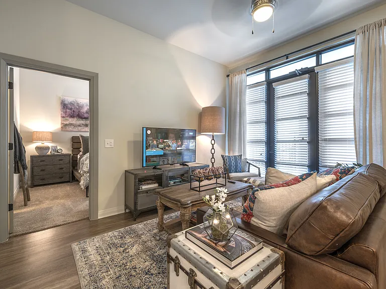 Overture Fairview 55+ Apartment Homes — Photo 10