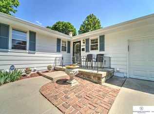 4255 A St, Omaha, NE 68105