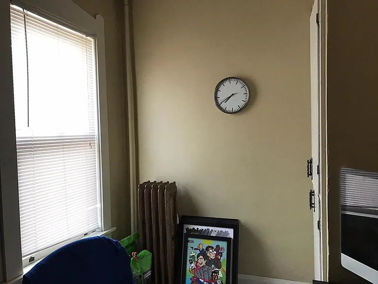 Bonus room/office