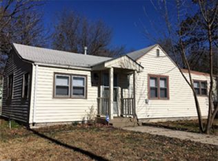 416 NE Arter Ave, Topeka, KS 66616