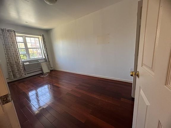 5th image of 104-33 39th Ave Floor 3