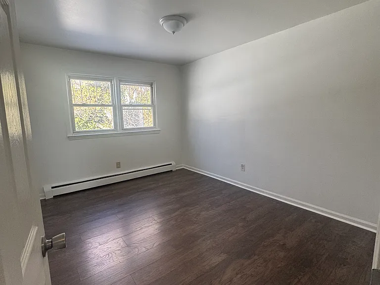 121 Garfield Ave #3 — Photo 9