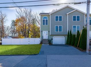 115 Apricot St, Worcester, MA 01603