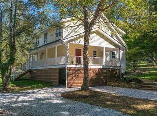 308 Rosscraggon Rd, Arden, NC 28704