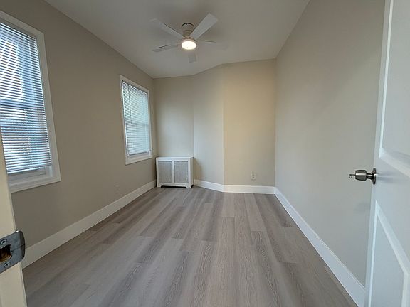 4th image of 1840 123rd St Floor 1