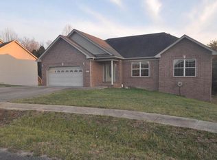 105 Amy Ct, Radcliff, KY 40160