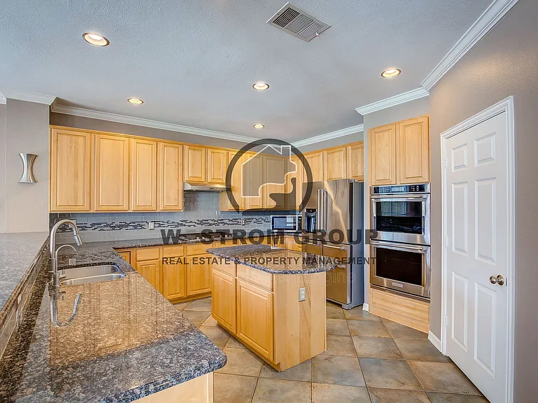 191 Durango Dr — Photo 13