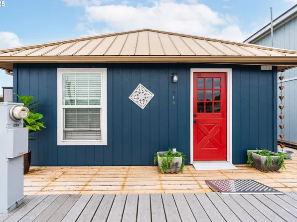 1815 N Jantzen Ave, Portland, OR 97217