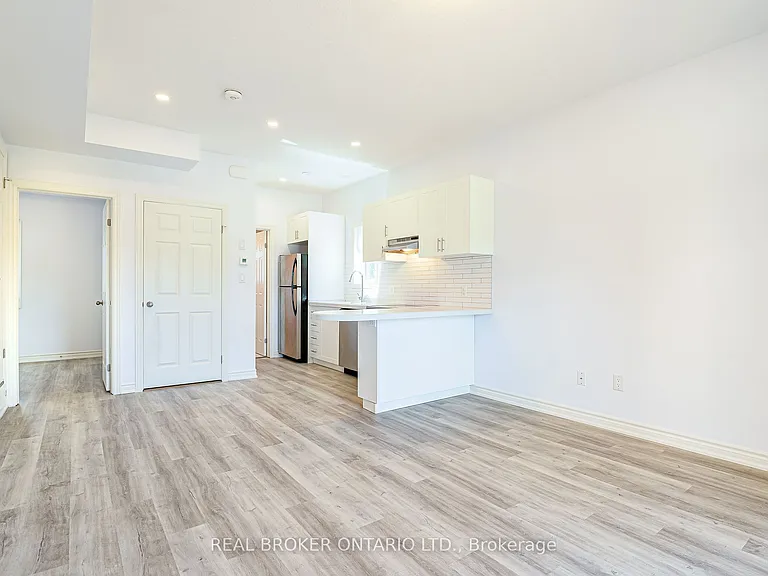 164 Heiman St #9B — Photo 4