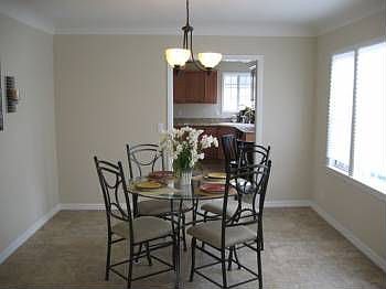 3rd image of 3886 Degnan Blvd