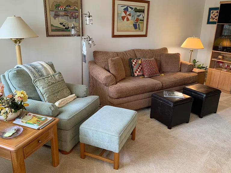 2050 Hythe Pl #C — Photo 20