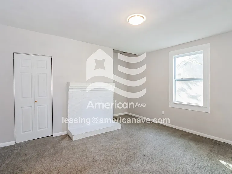 906936_011_wm_-_bedroom_13190338.jpg
