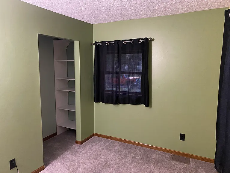 2412 Cowern Pl E — Photo 12