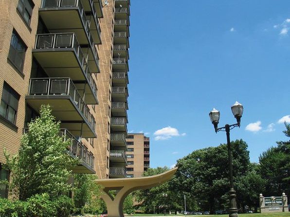 140 Hepburn Rd APT 4I