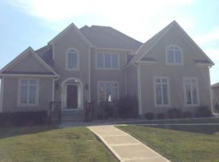 509 SE Snaffle Bit Ct, Lees Summit, MO 64082