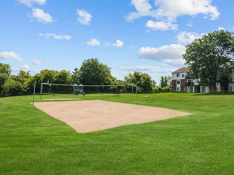 Residences at Grand Blanc Apartments - Grand Blanc, MI — Photo 35
