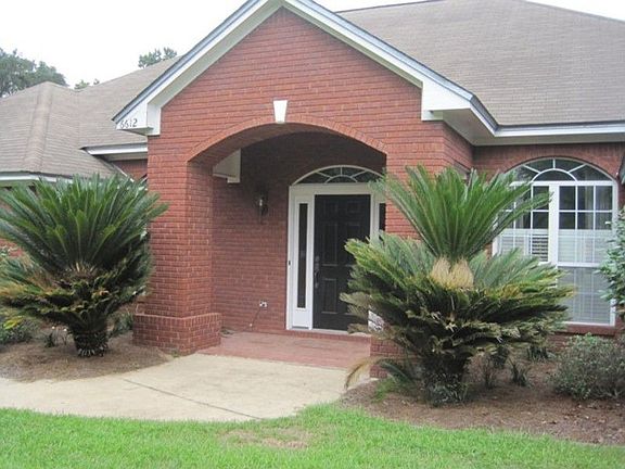 2nd image of 6612 Landover Cir