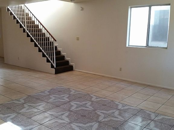 2nd image of 2043 W Florence Ave
